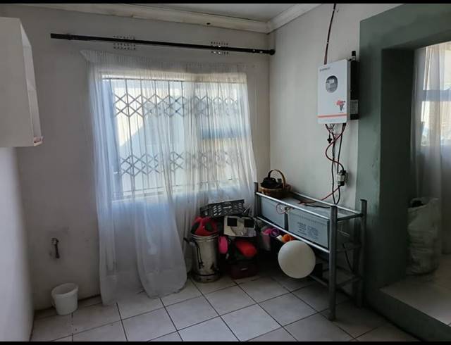 2 BEDROOM HOUSE FOR SALE IN KAALFONTEIN